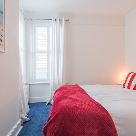 Southbeach By Bloom Stays Hythe  Exterior photo