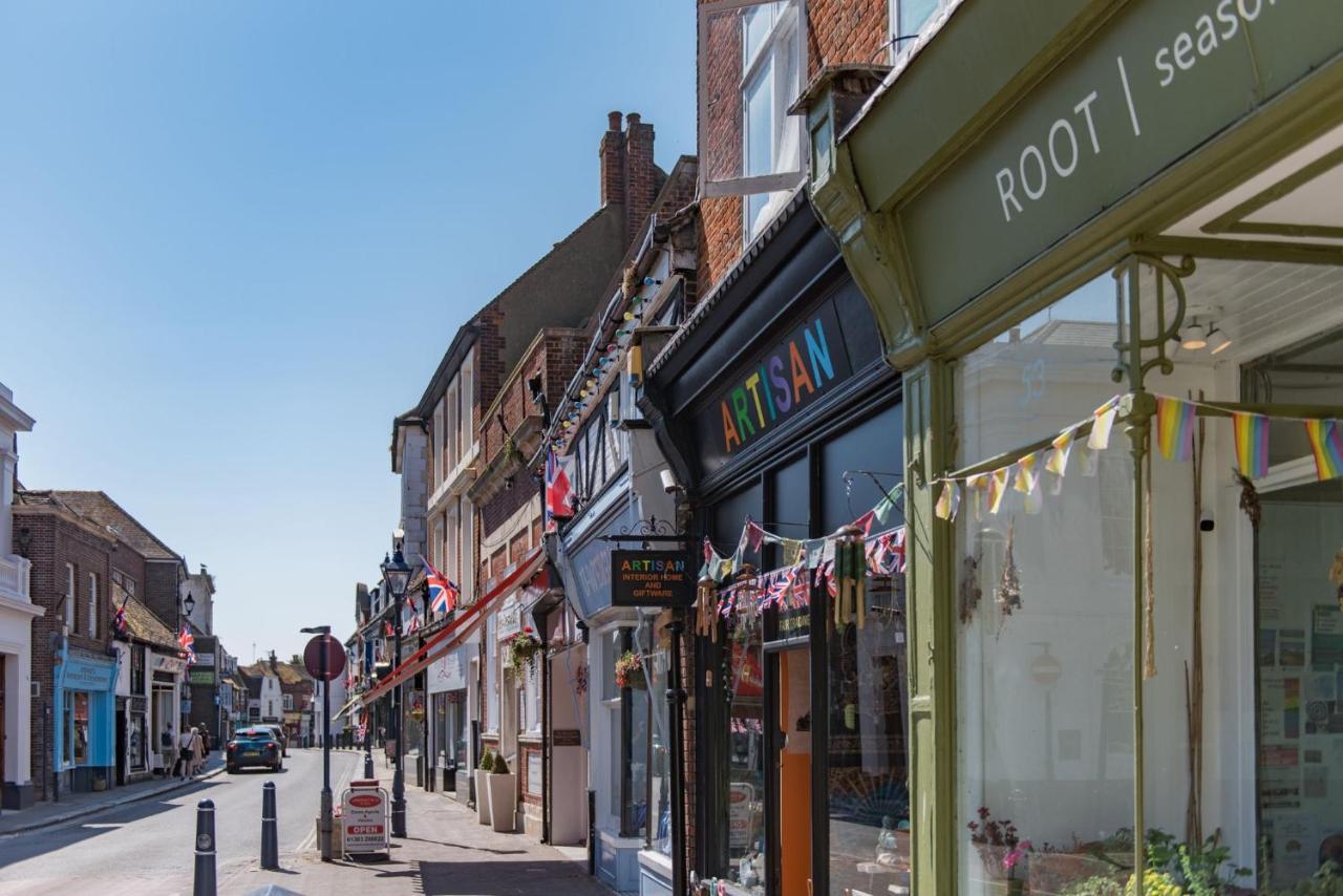 Southbeach By Bloom Stays Hythe  Exterior photo